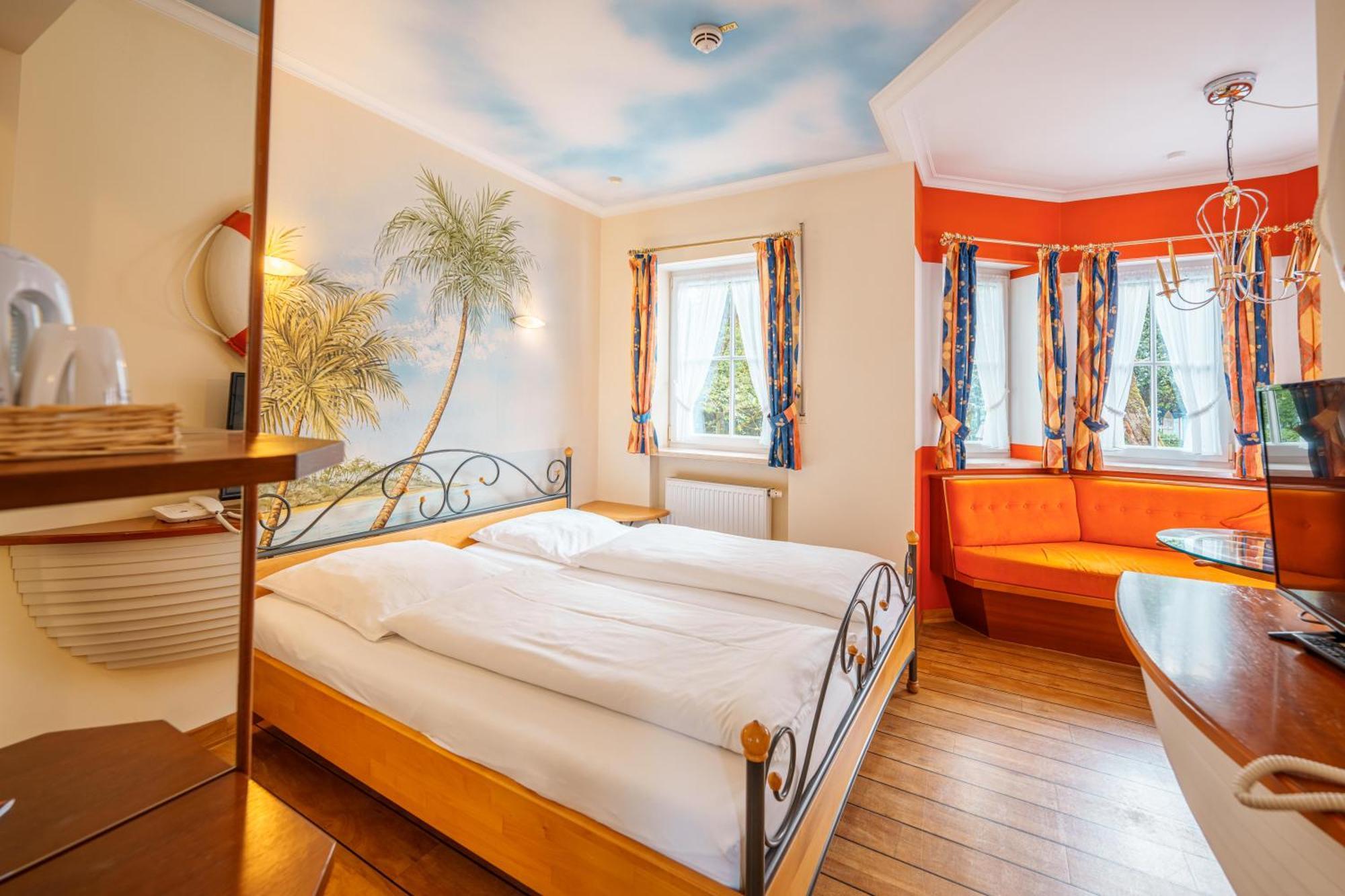 Koenig Ludwig Design Hotel Neu Zimmer Mit Sauna Oder Whirlpool Oder Mehr Altötting Eksteriør bilde