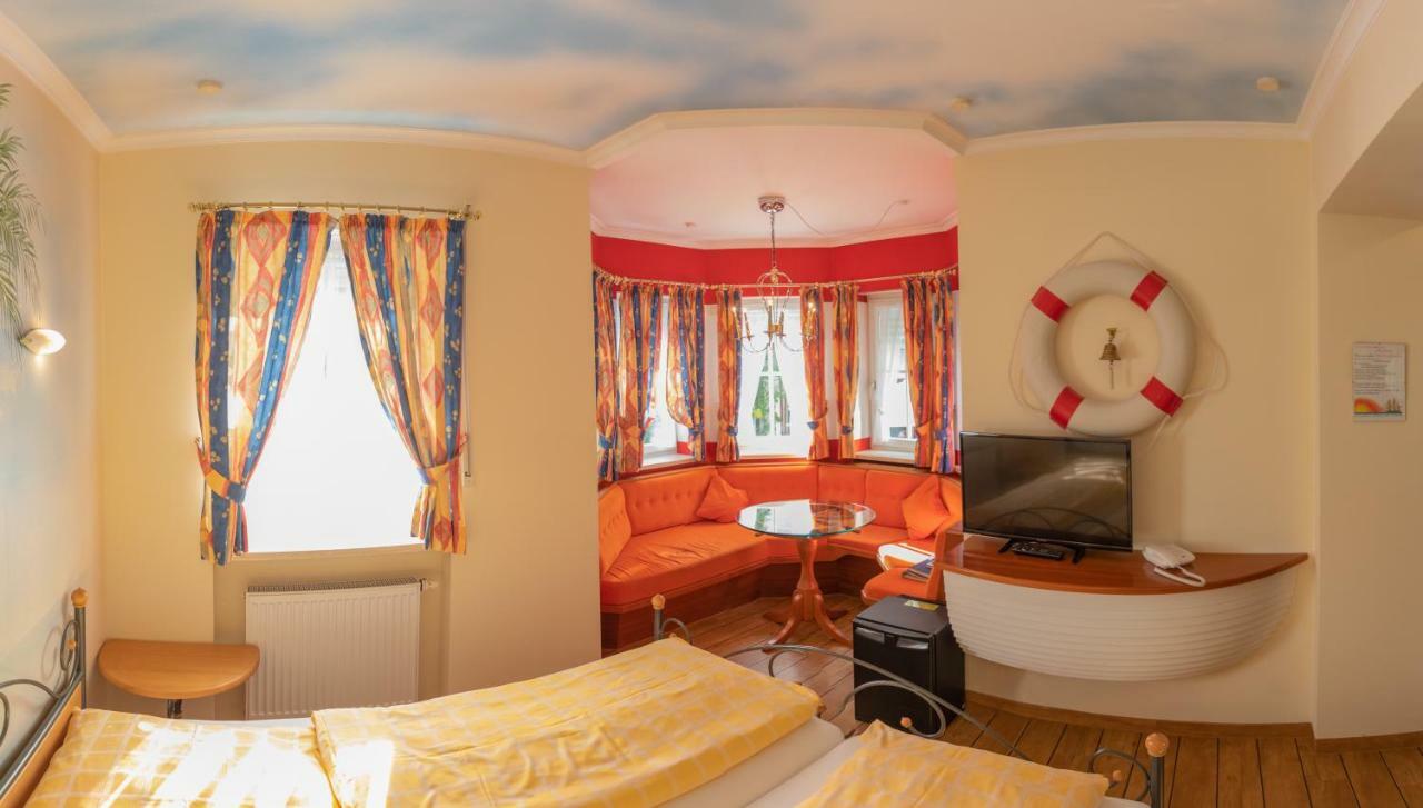 Koenig Ludwig Design Hotel Neu Zimmer Mit Sauna Oder Whirlpool Oder Mehr Altötting Eksteriør bilde